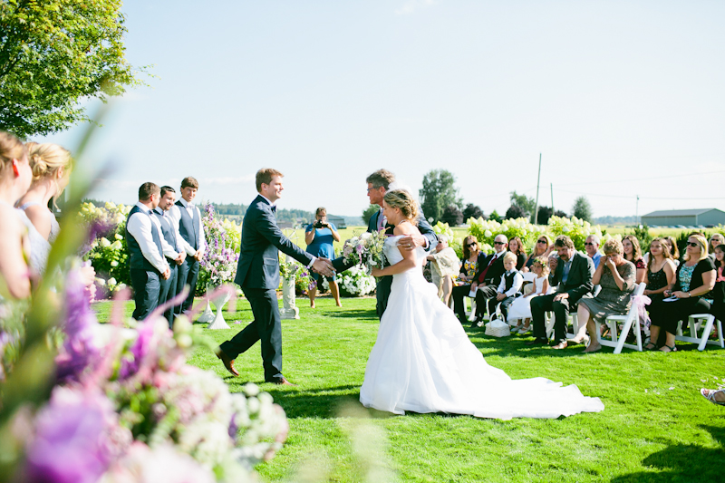 laura-ring-photography-mt-vernon-washington-pacific-northwest-seattle-wedding-photographer